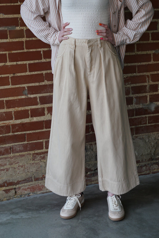 Billi Pleated Pant