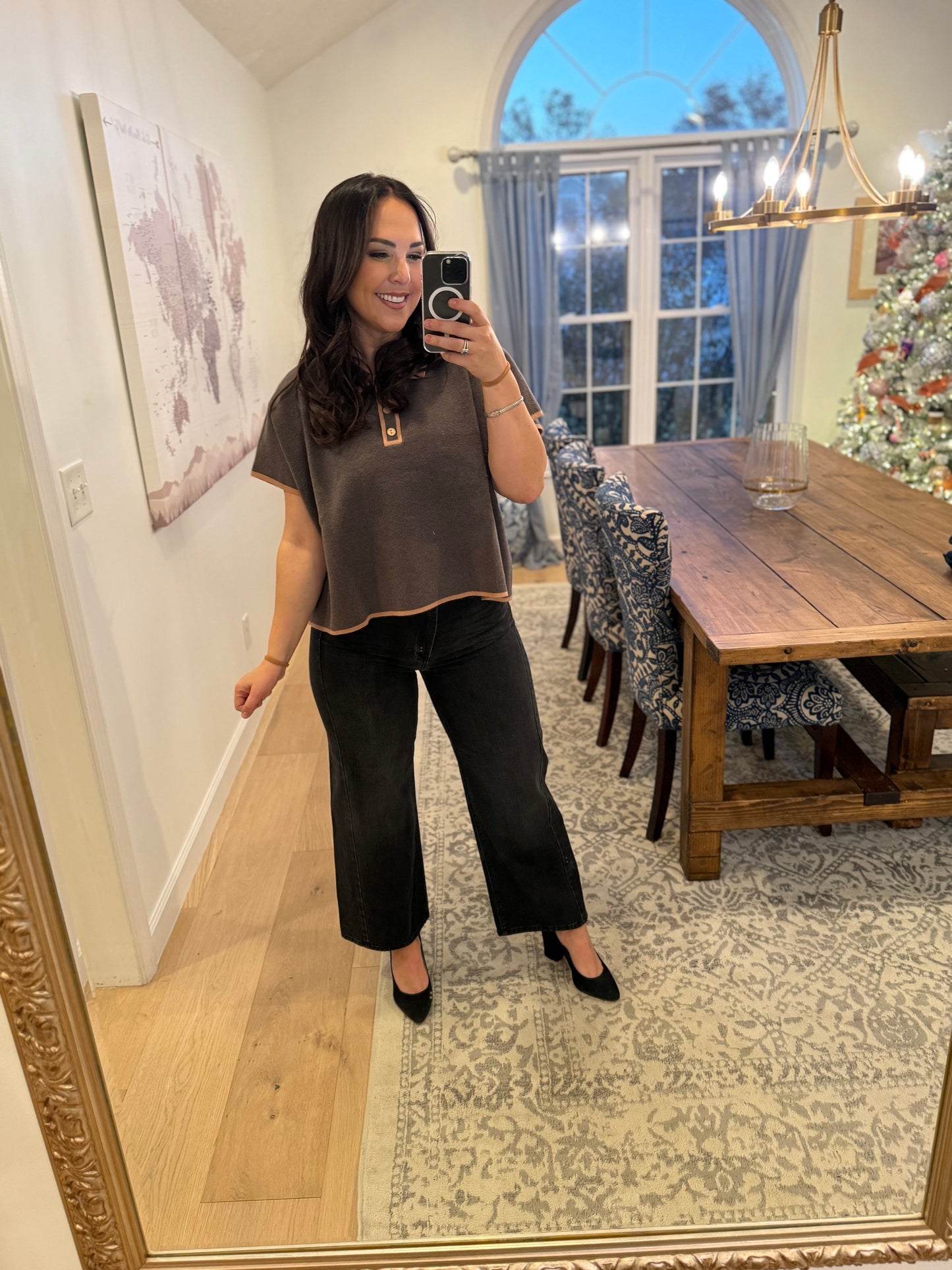 Short Sleeve Collared Top