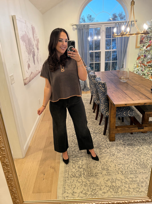 Short Sleeve Collared Top