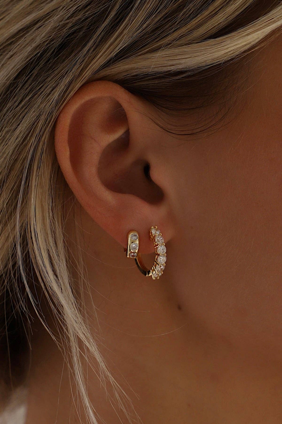 Élan Hoop Earrings