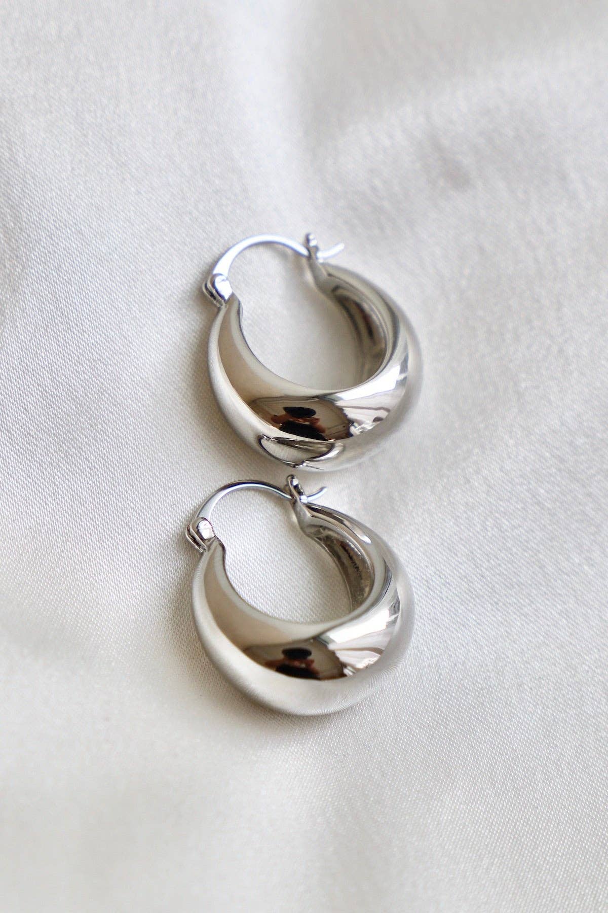 Silver Coco Chunky Hoop Earrings